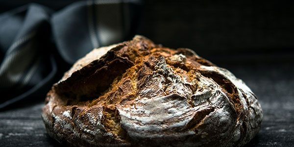 Knuspriges Brot im Ofen